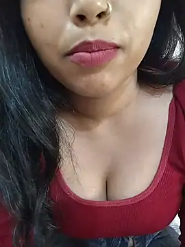 Sexy Divya   online show from May 2026 12:58:02 PM