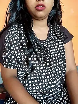 Sexy Divya   online show from May 2026 12:55:01 AM