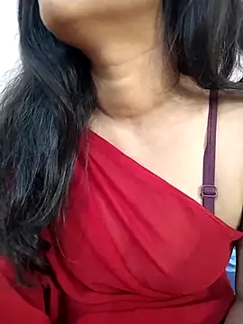 Sexy Divya   online show from April 2026 07:04:01 AM