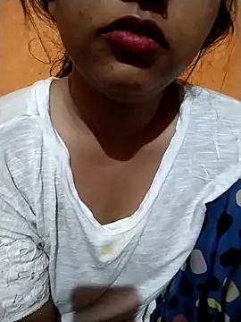 Sexy Divya   online show from April 2026 07:50:01 PM