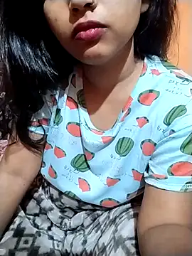 Sexy Divya   online show from March 2026 11:02:01 PM