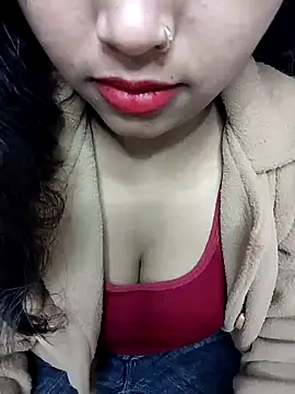 Sexy Divya   online show from February 2026 05:40:02 AM
