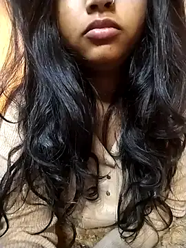 Sexy Divya   online show from February 2026 10:52:02 PM
