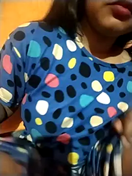 Sexy Divya   online show from April 2026 05:59:02 PM