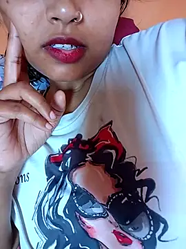 Sexy Divya   online show from June 2026 10:42:02 AM
