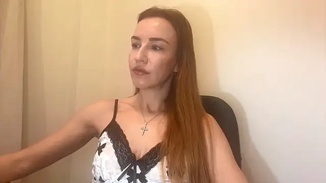 Snapshot of Nyxelia_ chatting on December 2025 08:24:02 AM Nyxelia online show from December 2025 08:24:02 AM