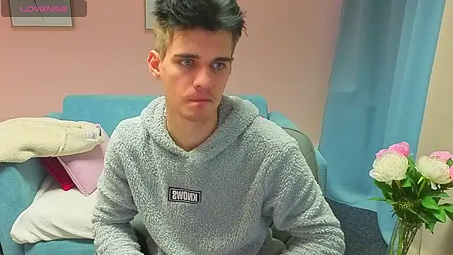 LiamMerci online show from November 2025 12:53:02 PM