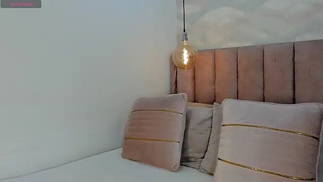 caro gemm online show from January 2026 05:01:01 AM