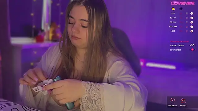 AmeliaMiles online show from February 2026 08:03:01 AM