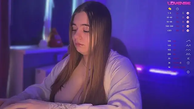 AmeliaMiles online show from March 2026 07:28:02 AM