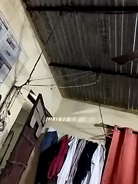 black and white choco online show from November 2025 03:38:01 PM