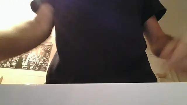 CuteDaddy92 online show from December 2025 07:41:01 PM