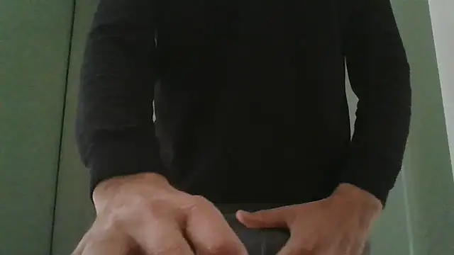 CuteDaddy92 online show from February 2026 12:48:02 PM