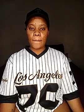 Snapshot of Emmylove-xr25 chatting on February 2026 07:13:01 PM Emmylove-xr25 online show from February 2026 07:13:01 PM