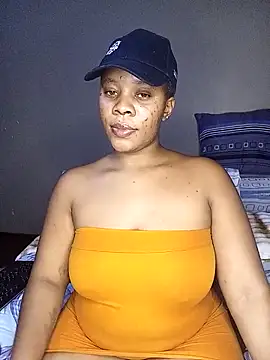 Snapshot of Emmylove-xr25 chatting on February 2026 06:58:01 PM Emmylove-xr25 online show from February 2026 06:58:01 PM