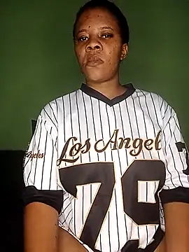 Emmylove-xr25 online show from March 2026 08:49:02 AM