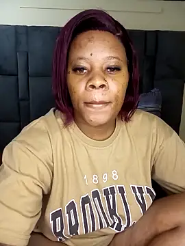 Emmylove-xr25 online show from April 2026 08:33:01 PM