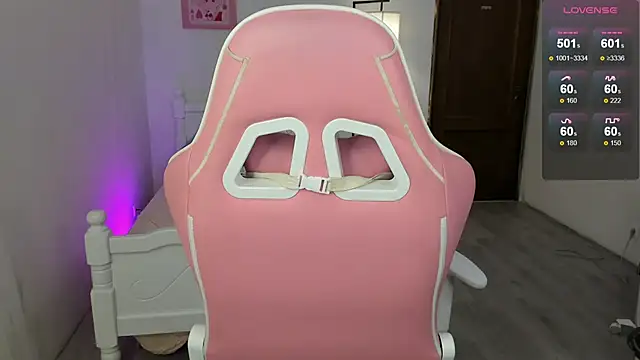 flame tail online show from November 2025 06:29:02 PM