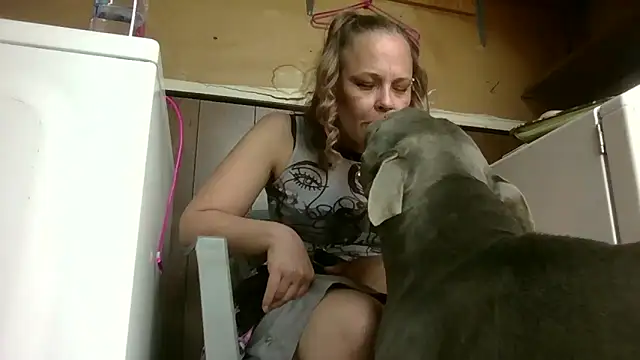 nikkibae33 online show from April 2026 12:25:01 AM