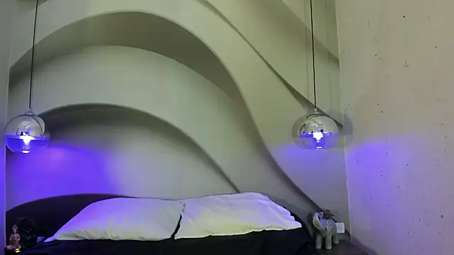 YaraShine online show from January 2026 11:47:02 AM