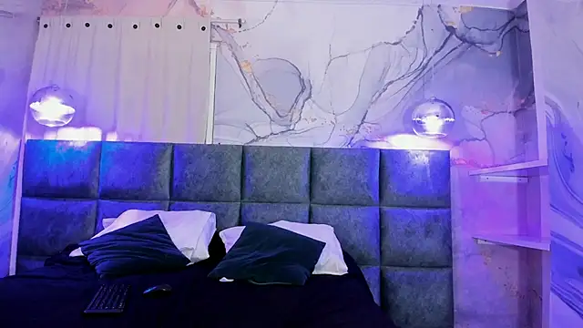 YaraShine online show from November 2025 01:00:01 PM