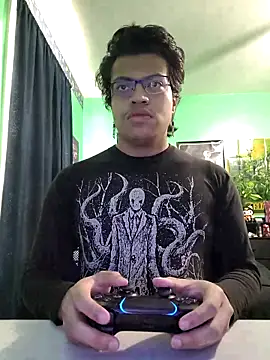 Snapshot of Crypticfreak50 chatting on November 2025 04:22:01 PM Crypticfreak50 online show from November 2025 04:22:01 PM