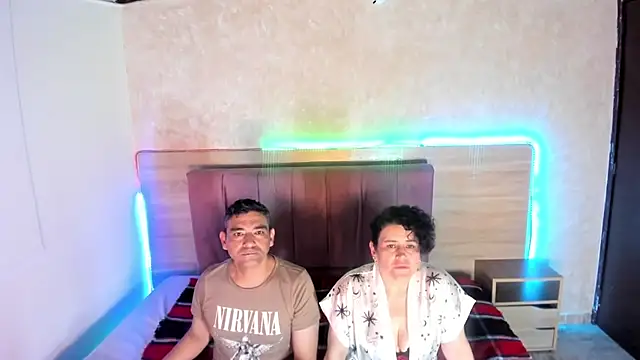 Snapshot of avictoriacruzcm chatting on November 2025 03:32:02 AM avictoriacruzcm online show from November 2025 03:32:02 AM