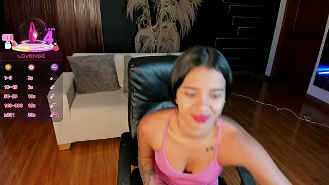 Saara Corraless online show from November 2025 07:29:02 PM