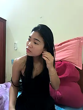 Lynly k2 online show from March 2026 12:27:02 AM