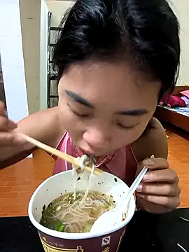 Lynly k2 online show from March 2026 01:42:01 AM