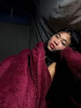 Lynly k2 online show from February 2026 12:09:01 AM