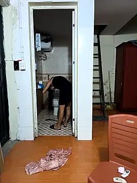 Lynly k2 online show from March 2026 01:18:02 PM