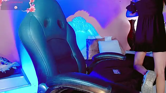 AnnaRouseQueen online show from February 2026 08:10:02 PM