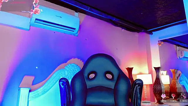 AnnaRouseQueen online show from February 2026 07:57:02 PM