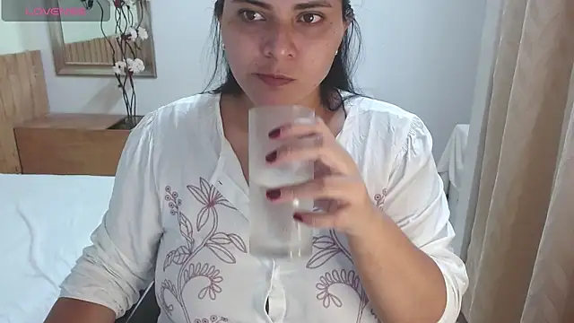 MariaVex online show from November 2025 07:47:01 PM