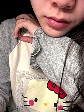 Lynn-122 online show from November 2025 12:20:01 AM