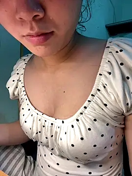 Lynn-122 online show from November 2025 04:21:01 PM