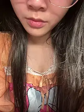 Lynn-122 online show from November 2025 02:38:02 PM