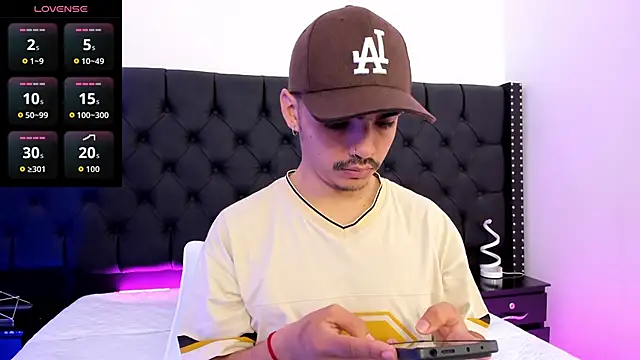 NicoKingg  online show from January 2026 02:42:02 PM