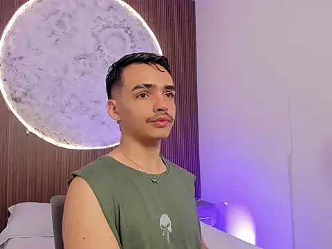 NicoKingg  online show from March 2026 12:38:02 PM