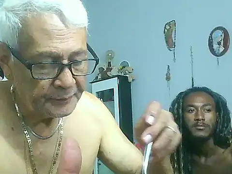 dirtysluttyfist online show from December 2025 06:33:01 PM