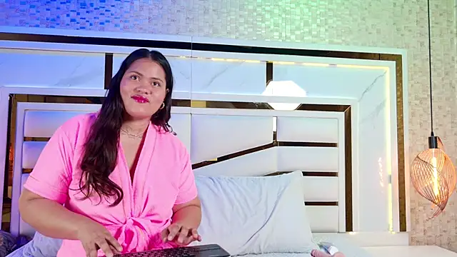 aria sm online show from November 2025 03:50:02 AM