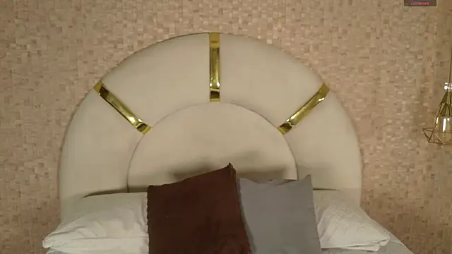 aria sm online show from November 2025 07:07:01 PM