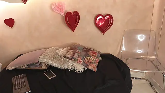 BellaRooux online show from March 2026 11:50:02 AM