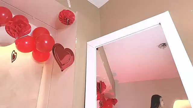 BellaRooux online show from February 2026 01:54:02 PM