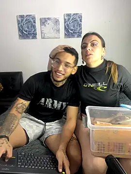 ariannawil online show from November 2025 12:11:01 AM