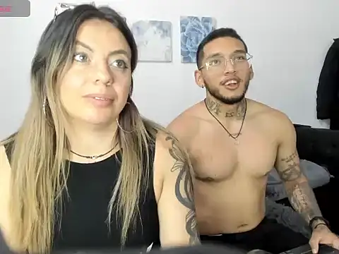 ariannawil online show from November 2025 01:49:01 AM