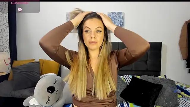 ariannawil online show from March 2026 12:32:01 AM