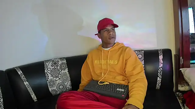 Snapshot of JUANBIGCOCK21CM chatting on April 2026 03:55:01 AM JUANBIGCOCK21CM online show from April 2026 03:55:01 AM