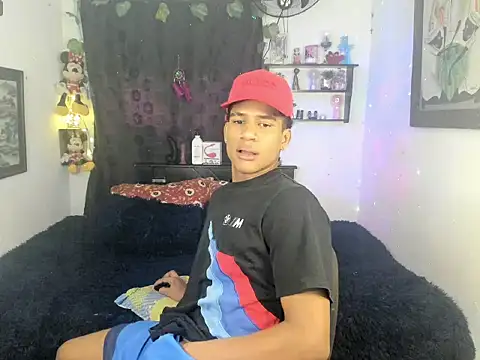 JUANBIGCOCK21CM online show from December 2025 05:36:01 PM